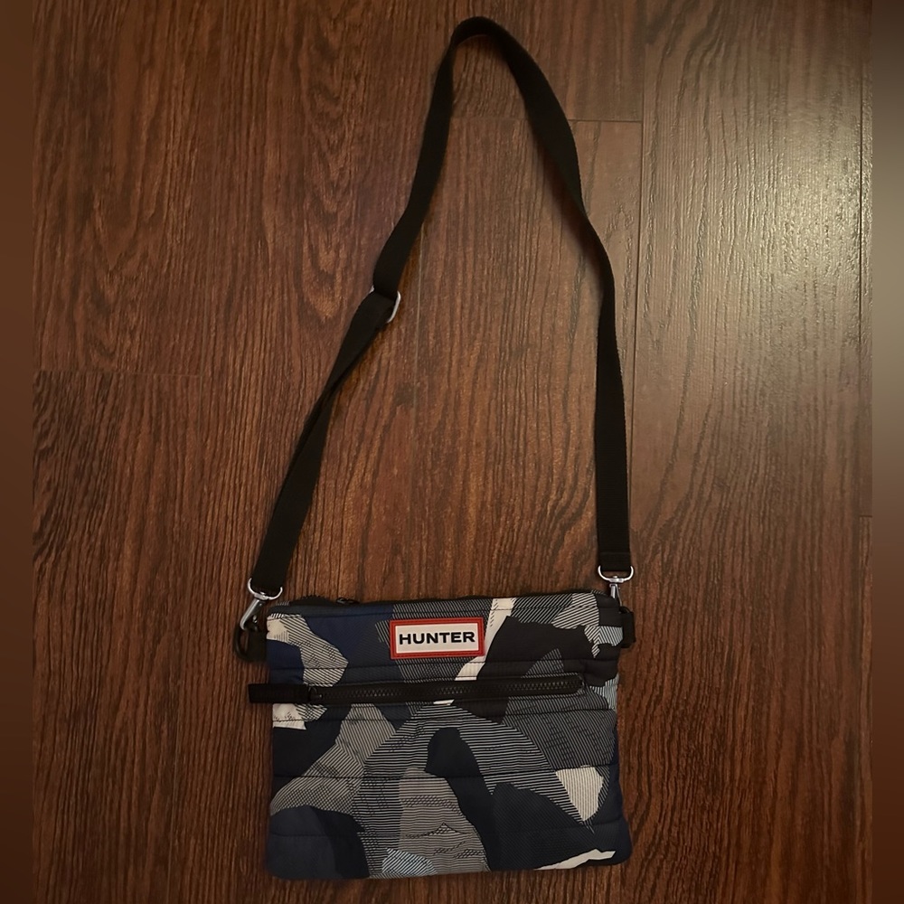 Hunter Crossbody Bag